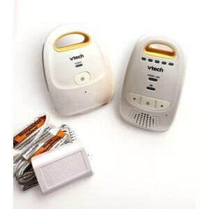 Vtech Baby Monitor with Digital Audio and Parent Unit White with Cord,Damage Box